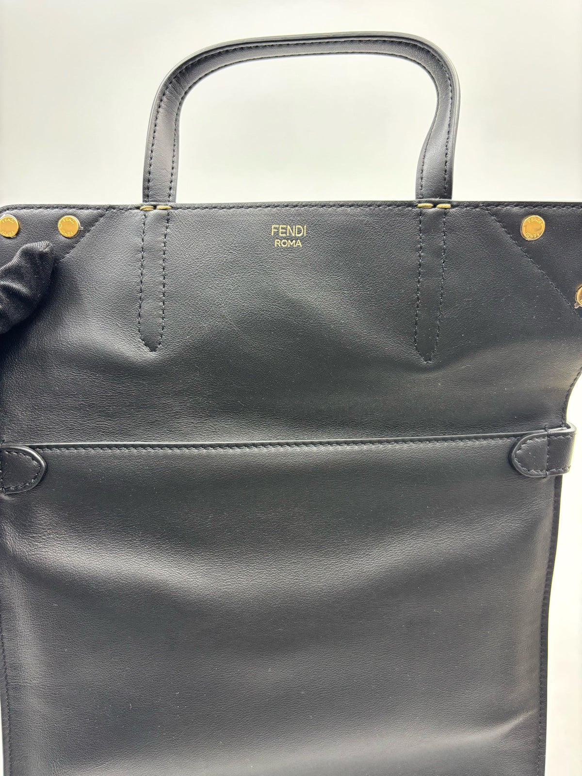 Fendi - Flip - Leather - Black