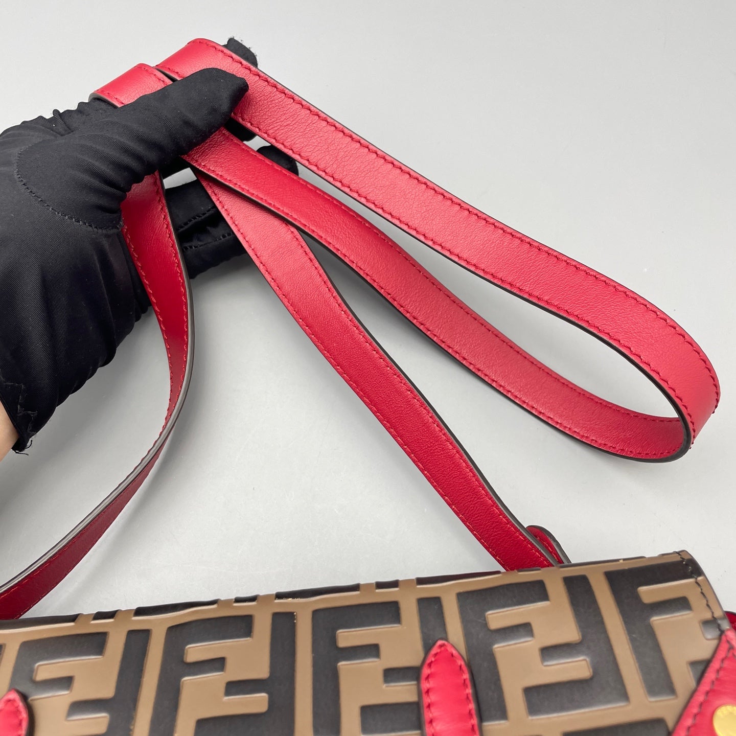 Fendi - Flip - Leather - Red - (medium)