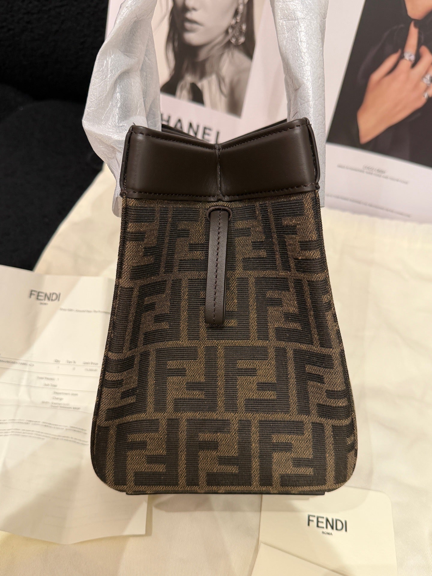 Fendi - Foldable bucket bag - Leather - Brown - (mini)