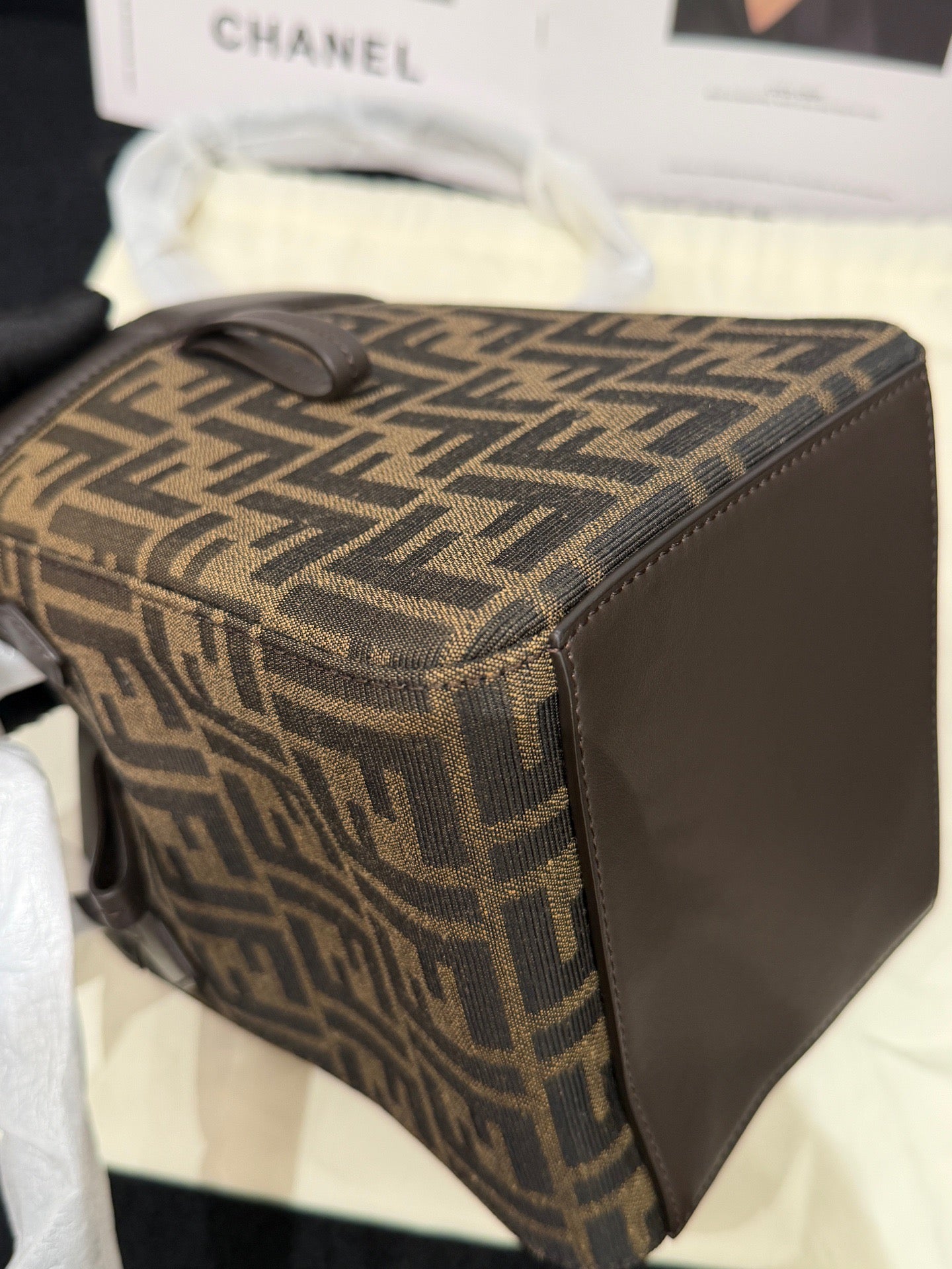 Fendi - Foldable bucket bag - Leather - Brown - (mini)