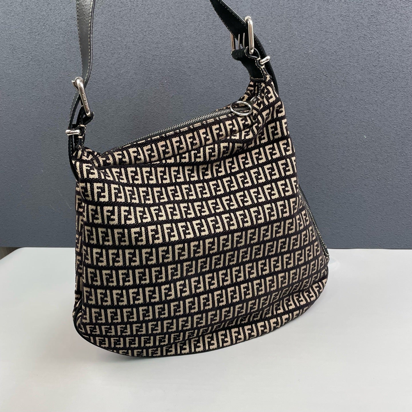 Fendi - Hobo Bag - Jacquard fabric with leather trim - Black and Beige with Silver-tone Hardware - (medium)