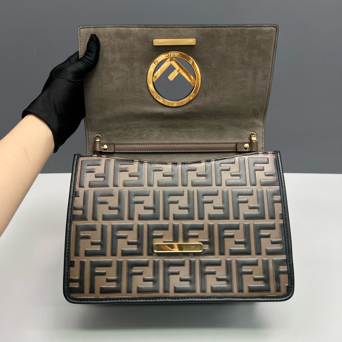 Fendi - Kan I - Leather - Brown - (Small)