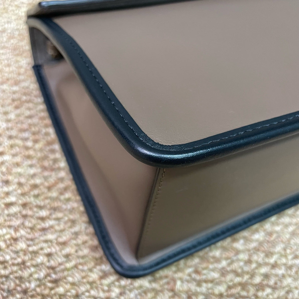 Fendi - Kan I - Leather - Brown - (Small)