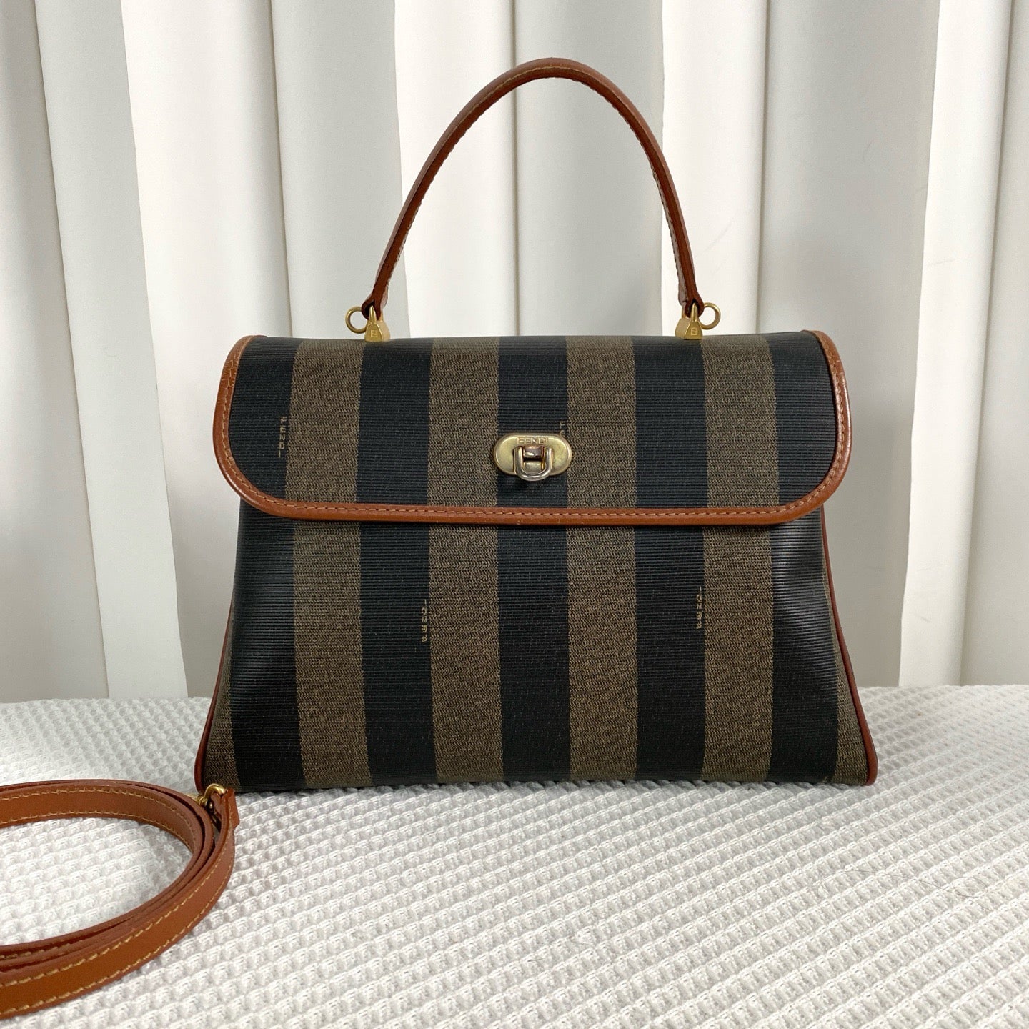 Fendi - Kelly - Leather - Brown - (medium)
