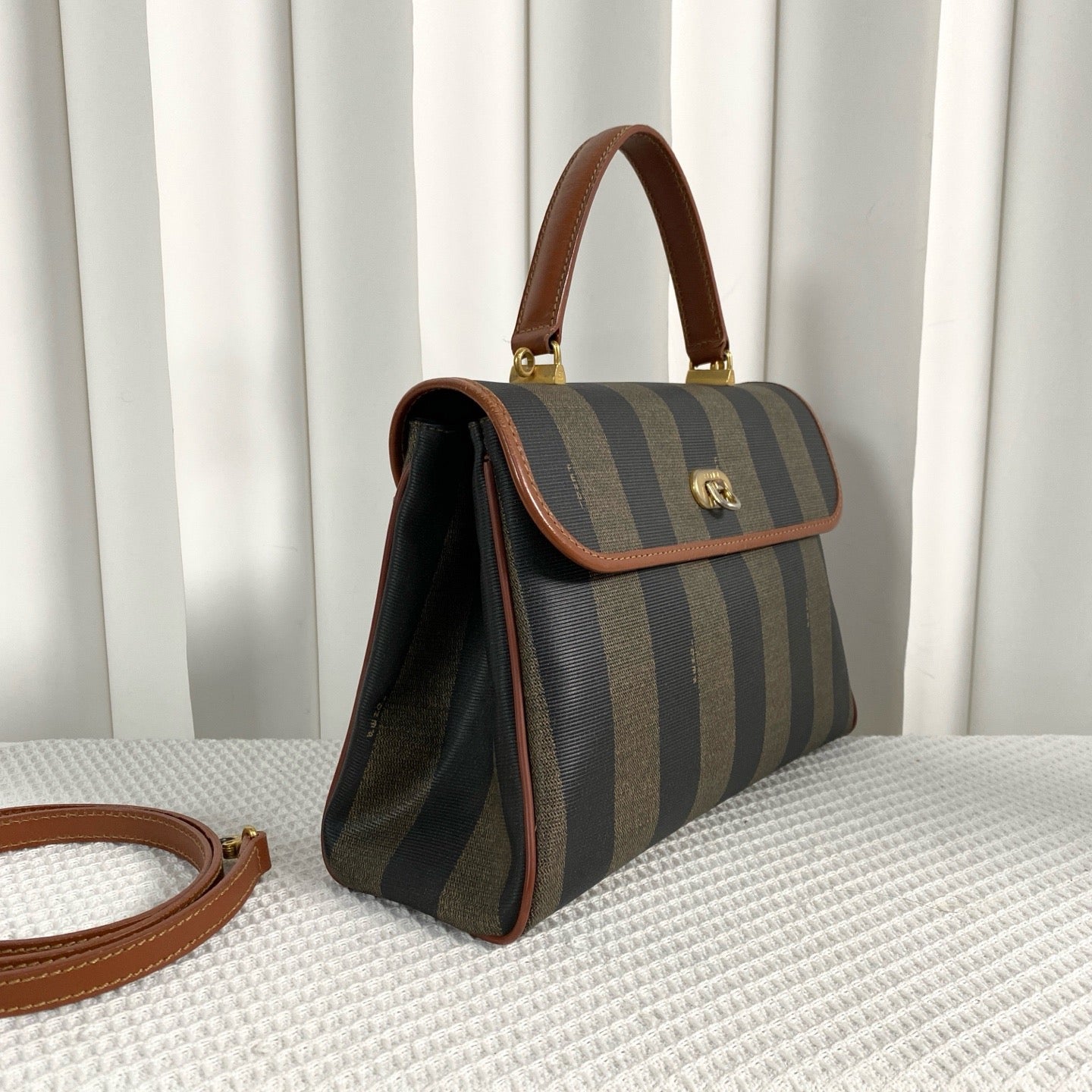 Fendi - Kelly - Leather - Brown - (medium)