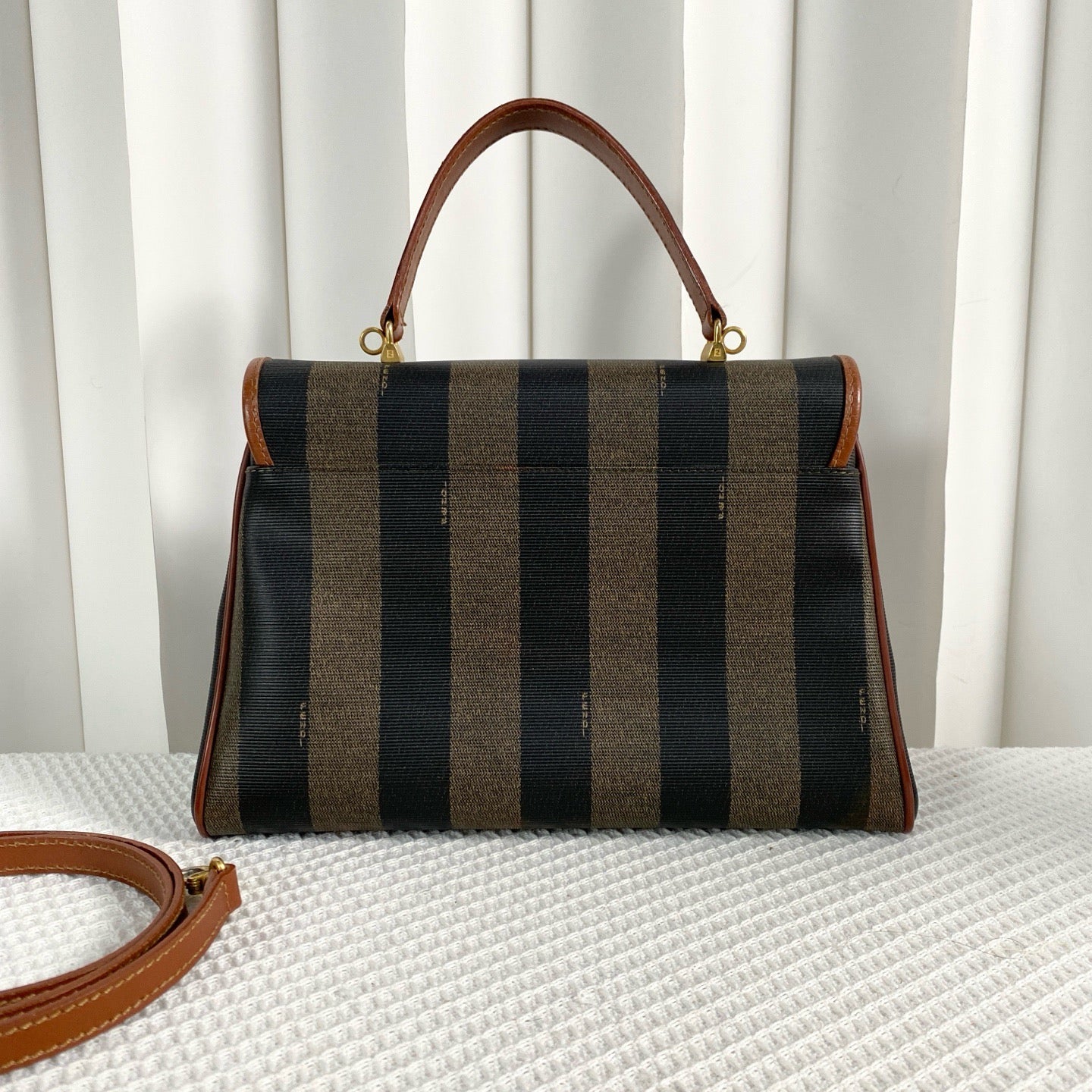 Fendi - Kelly - Leather - Brown - (medium)