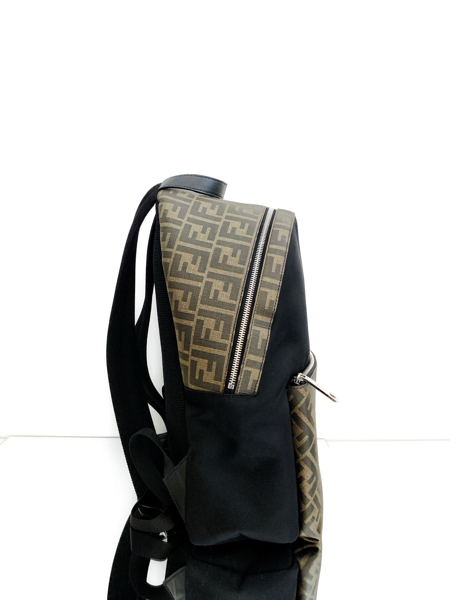 Fendi - Large Capacity Backpack - Coated canvas and nylon with leather trims - Black and Brown - (large)