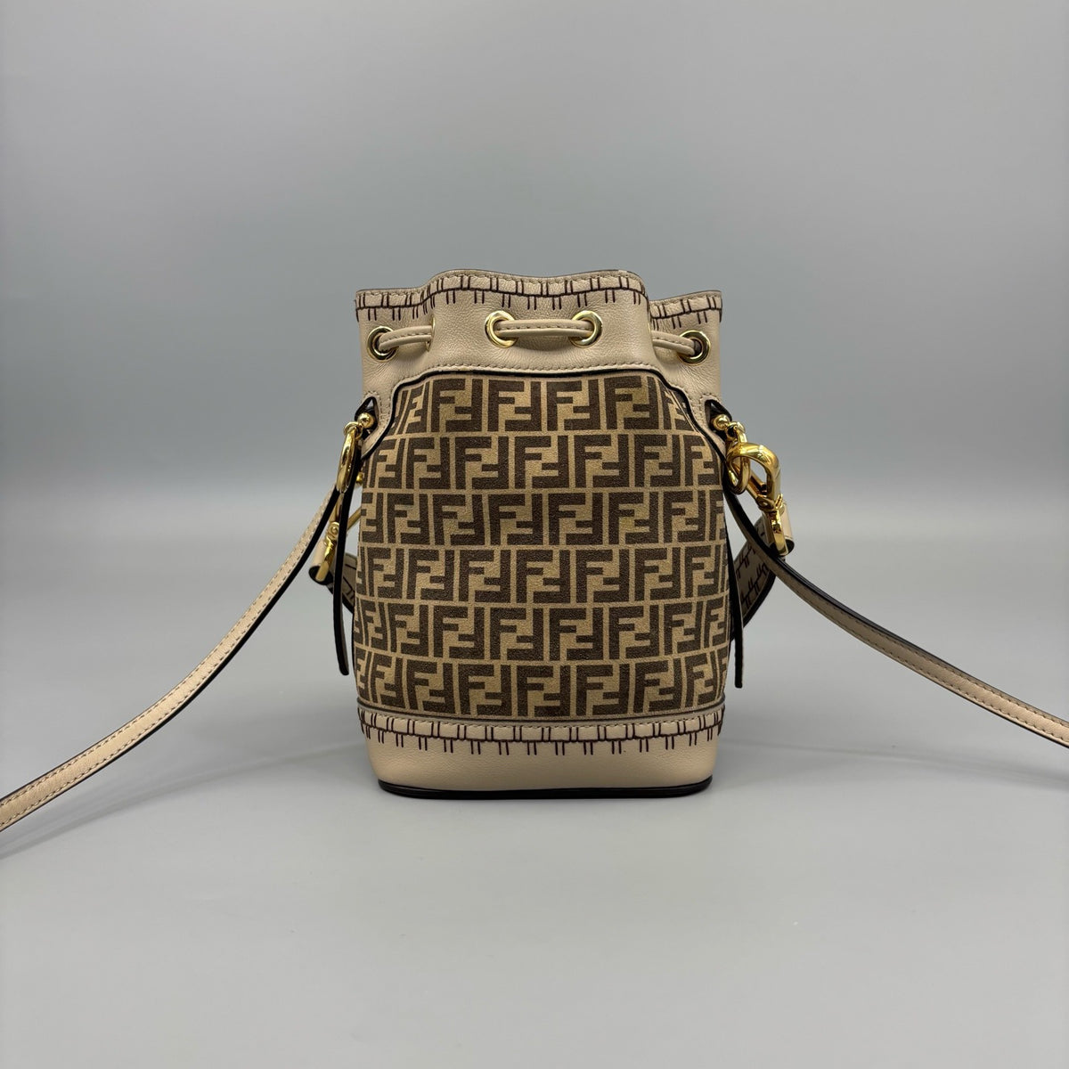 Fendi - Mon Tresor - Cloth - Beige - (mini)