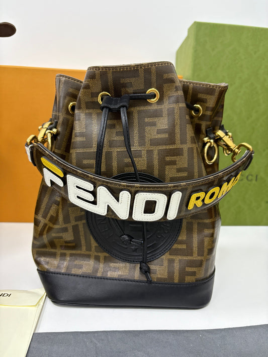 Fendi - Mon Tresor - Cloth - Brown - (small)