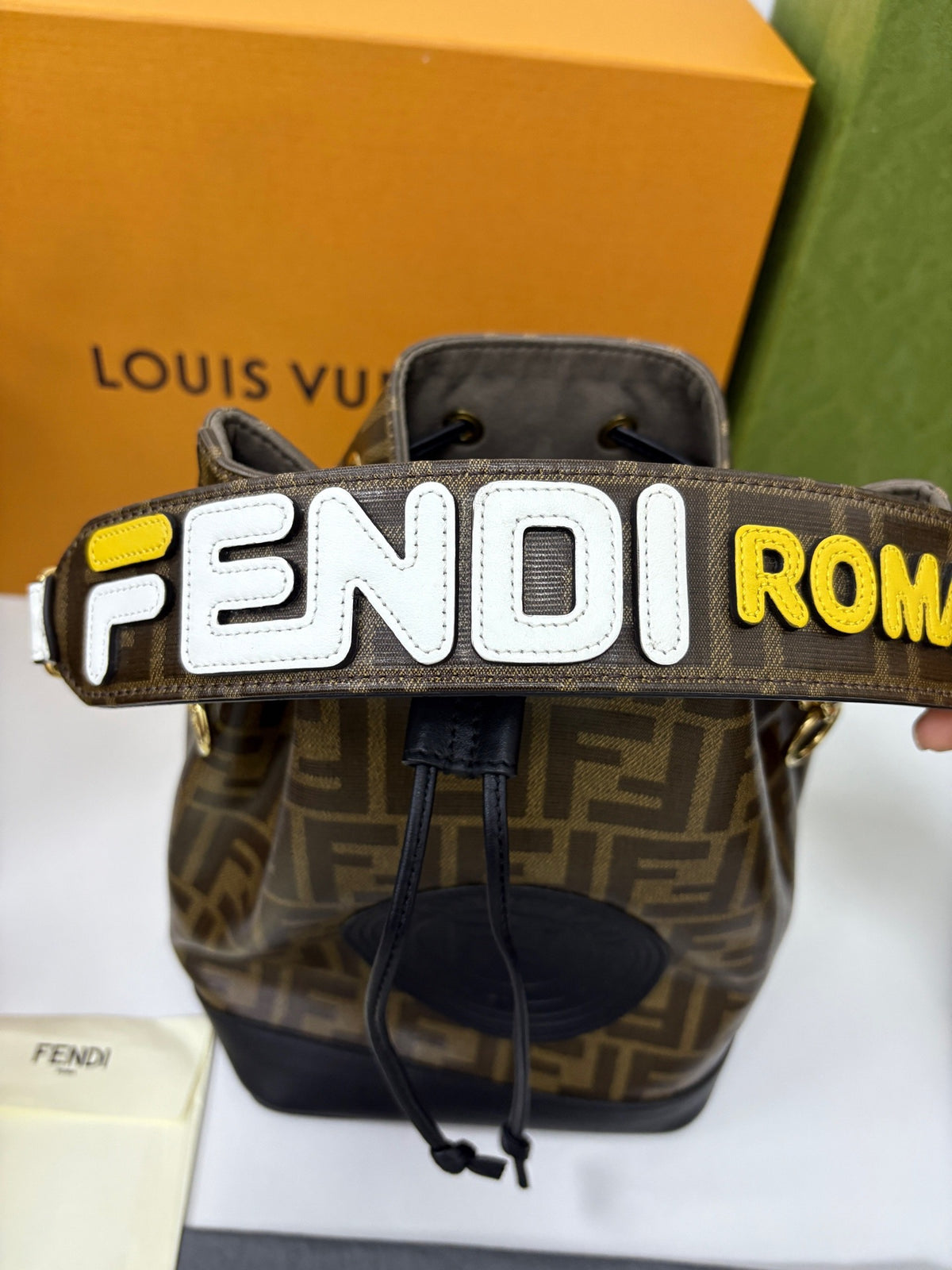 Fendi - Mon Tresor - Cloth - Brown - (small)
