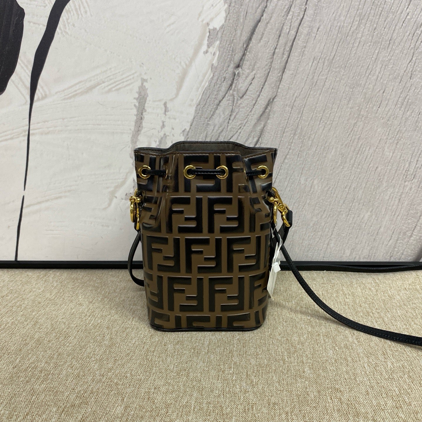 Fendi - Mon Tresor Mini Bucket Bag - Cowhide leather - Black and Brown - (mini)