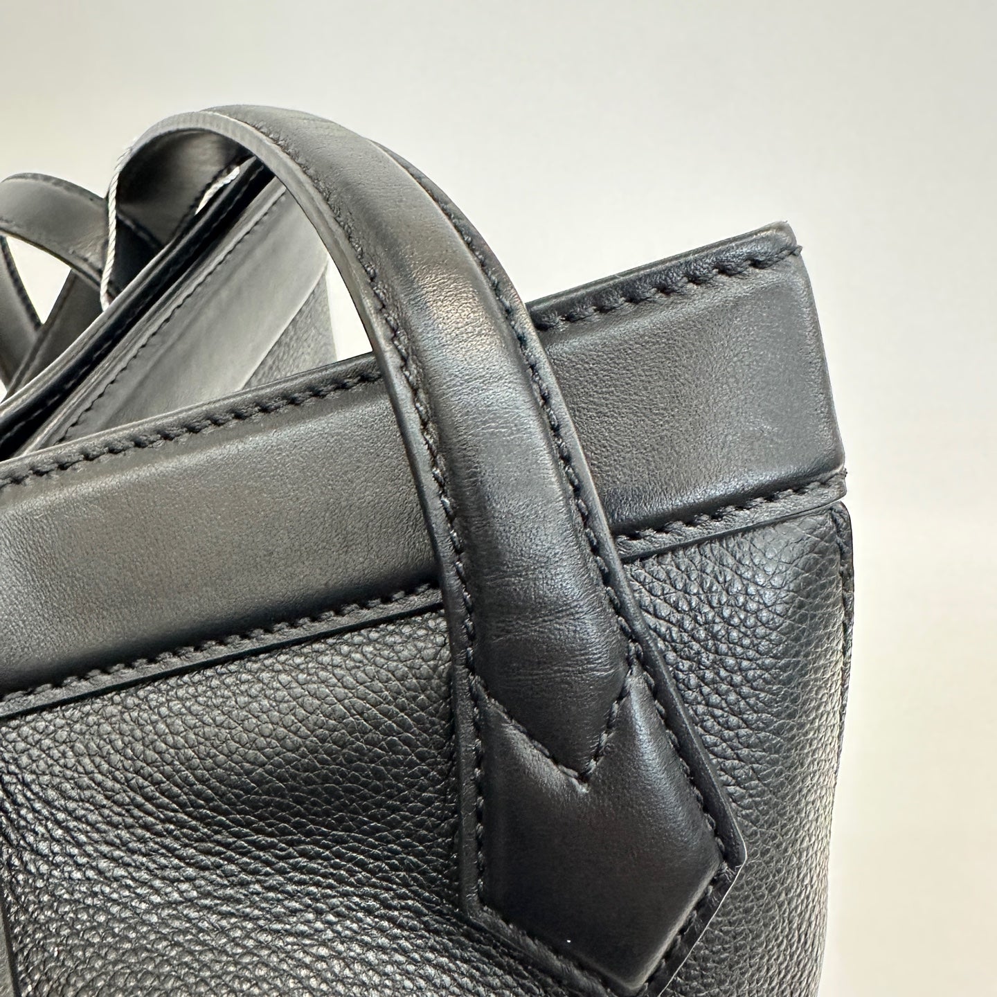 Fendi - Origami - Leather - Black - (medium)