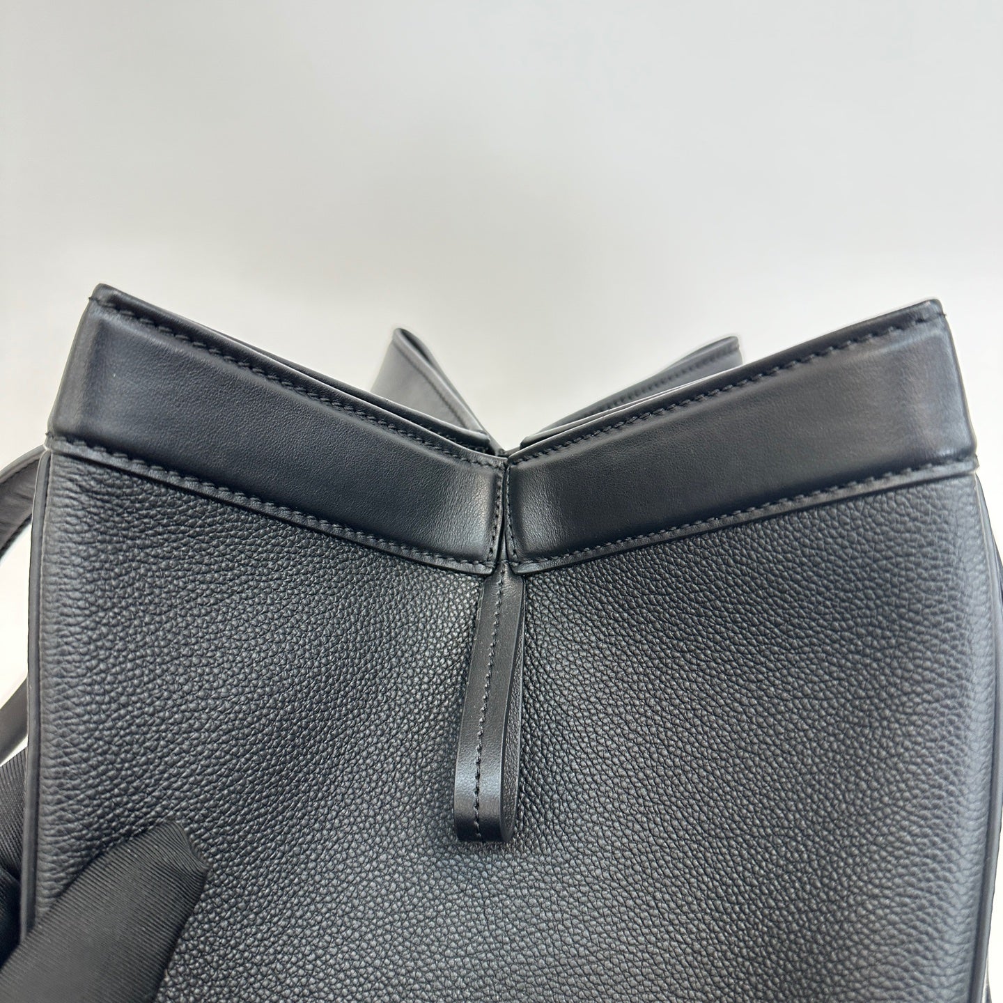Fendi - Origami - Leather - Black - (medium)