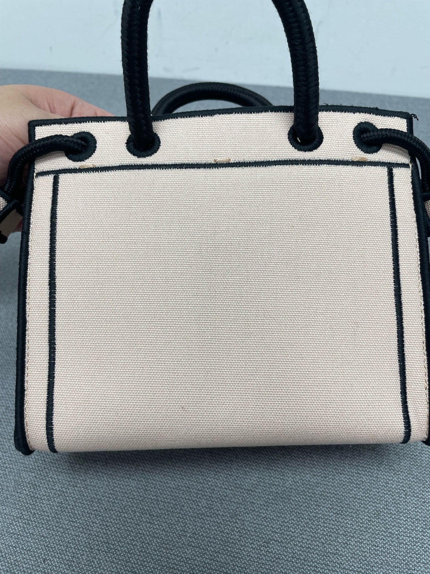 Fendi - Other - Cloth - Beige - (mini)