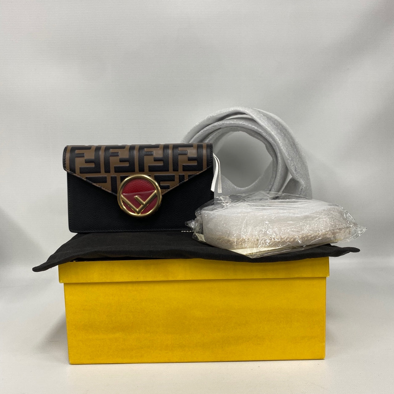 Fendi - Other - Grained leather and coated canvas - Black, Brown, Red with Gold-Tone Hardware - (mini)