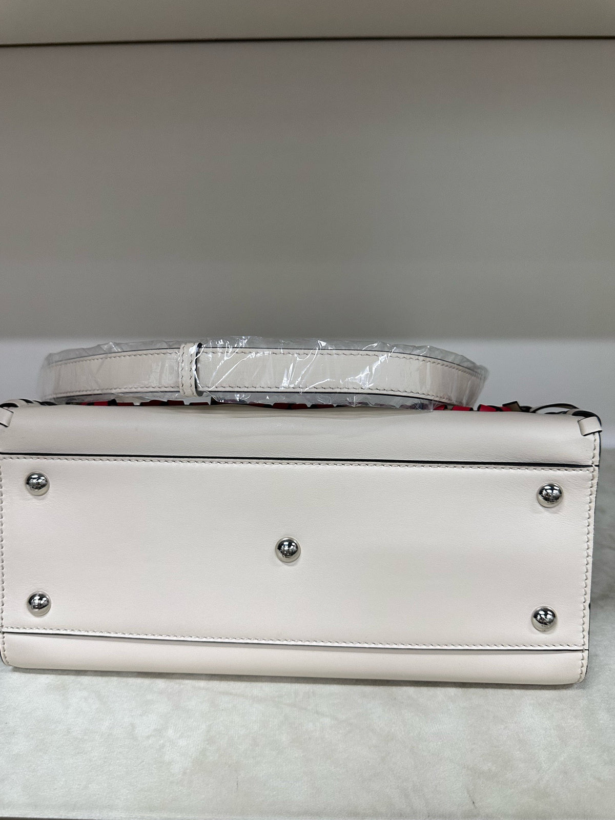 Fendi - Other - Leather - Beige - (medium)