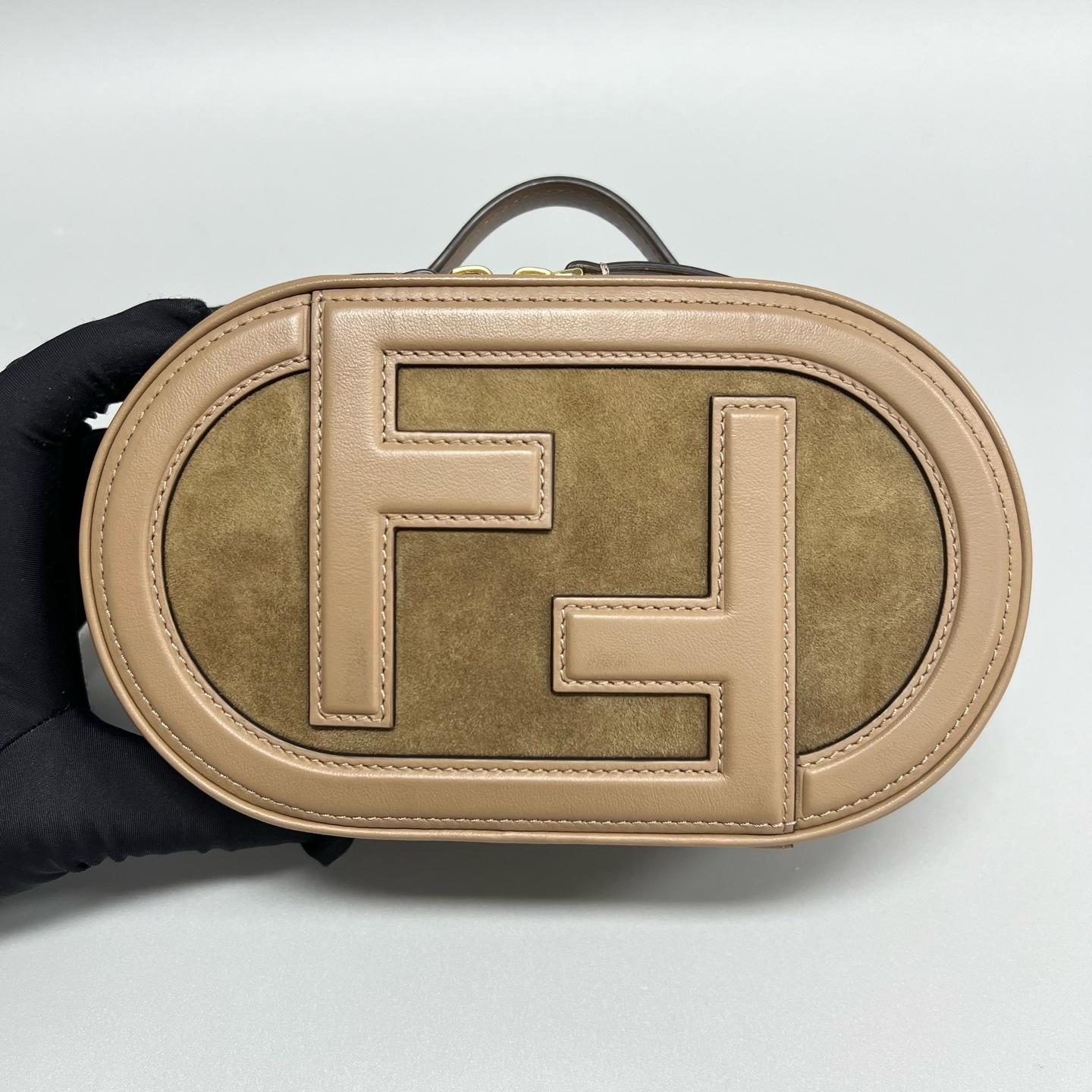 Fendi - Other - Leather - Beige - (mini)