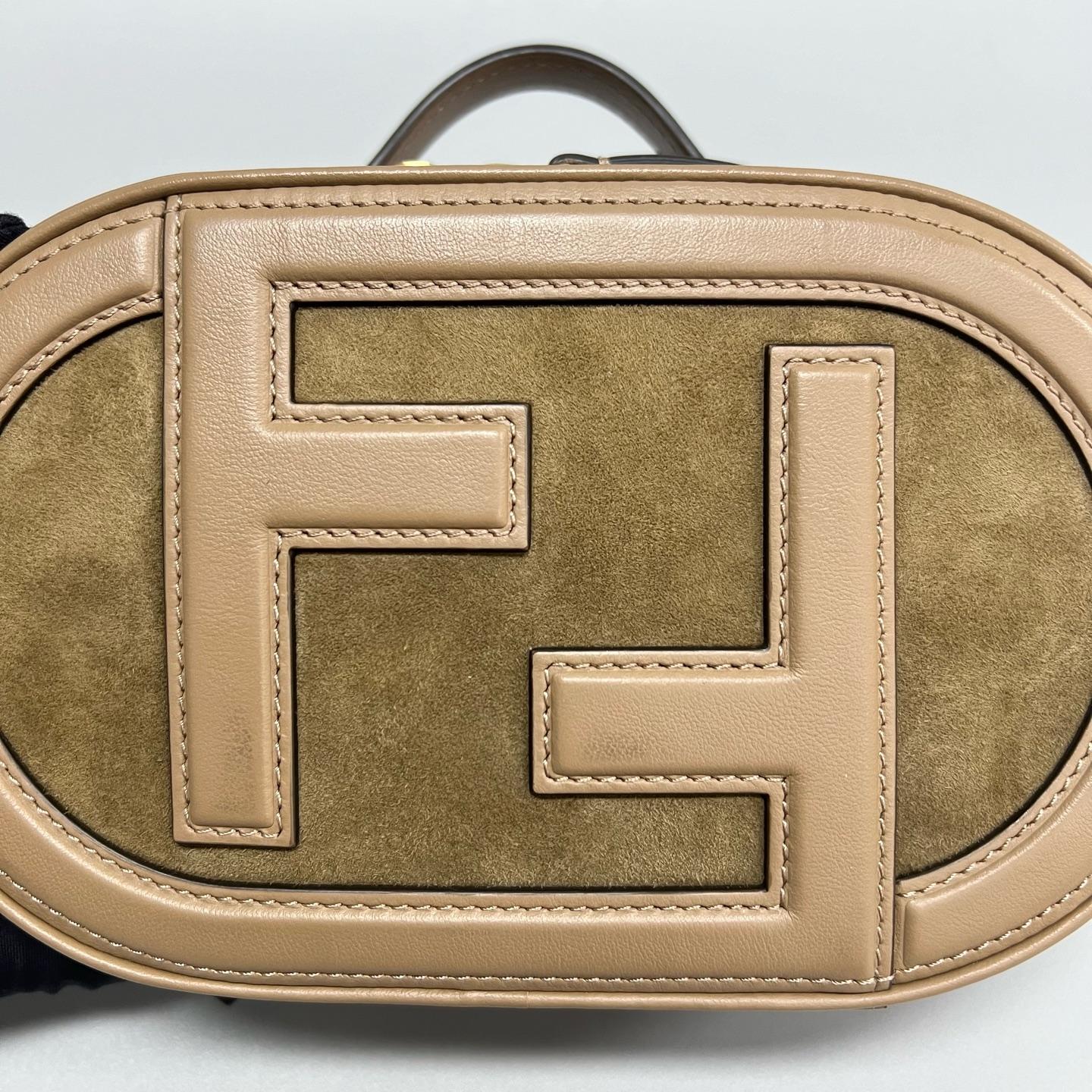 Fendi - Other - Leather - Beige - (mini)