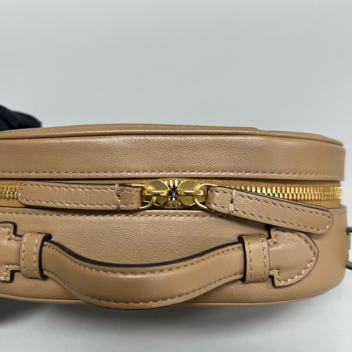 Fendi - Other - Leather - Beige - (mini)