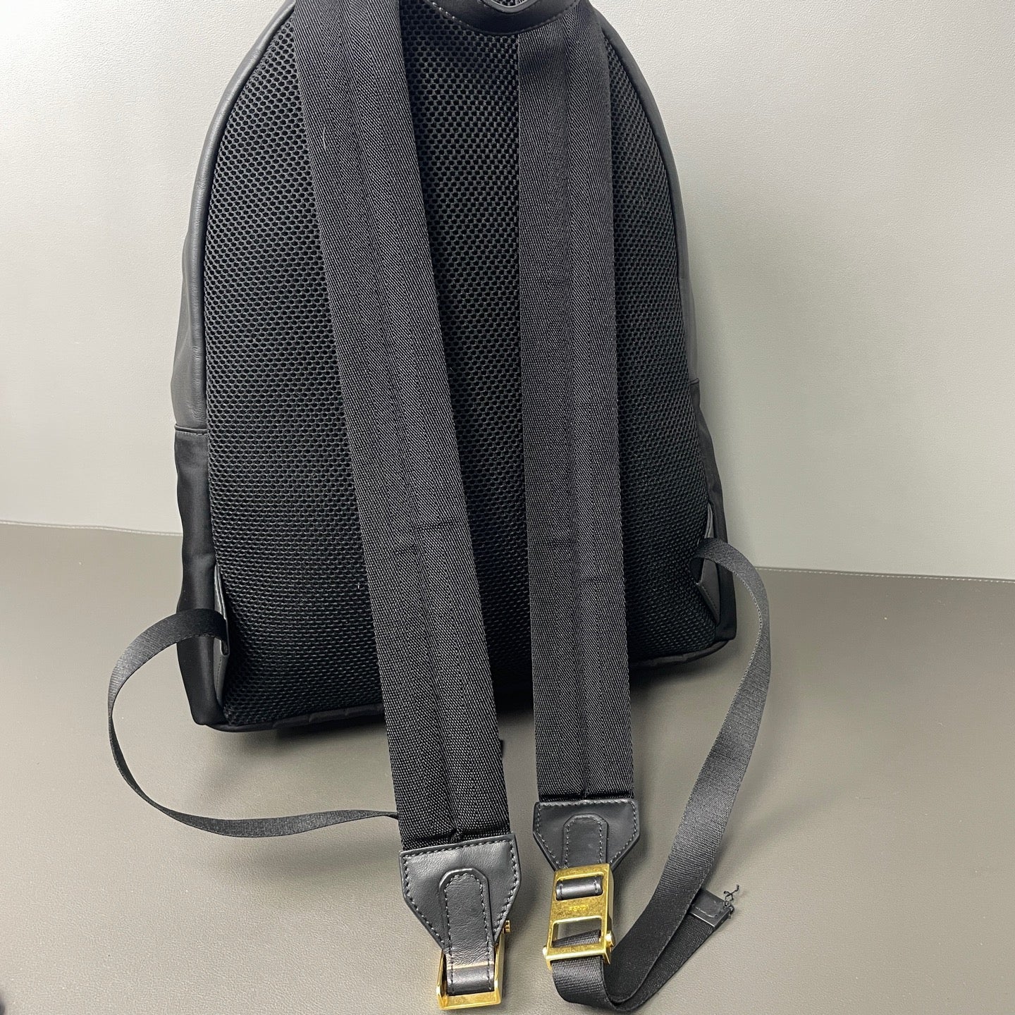 Fendi - Other - Leather - Black - (large)