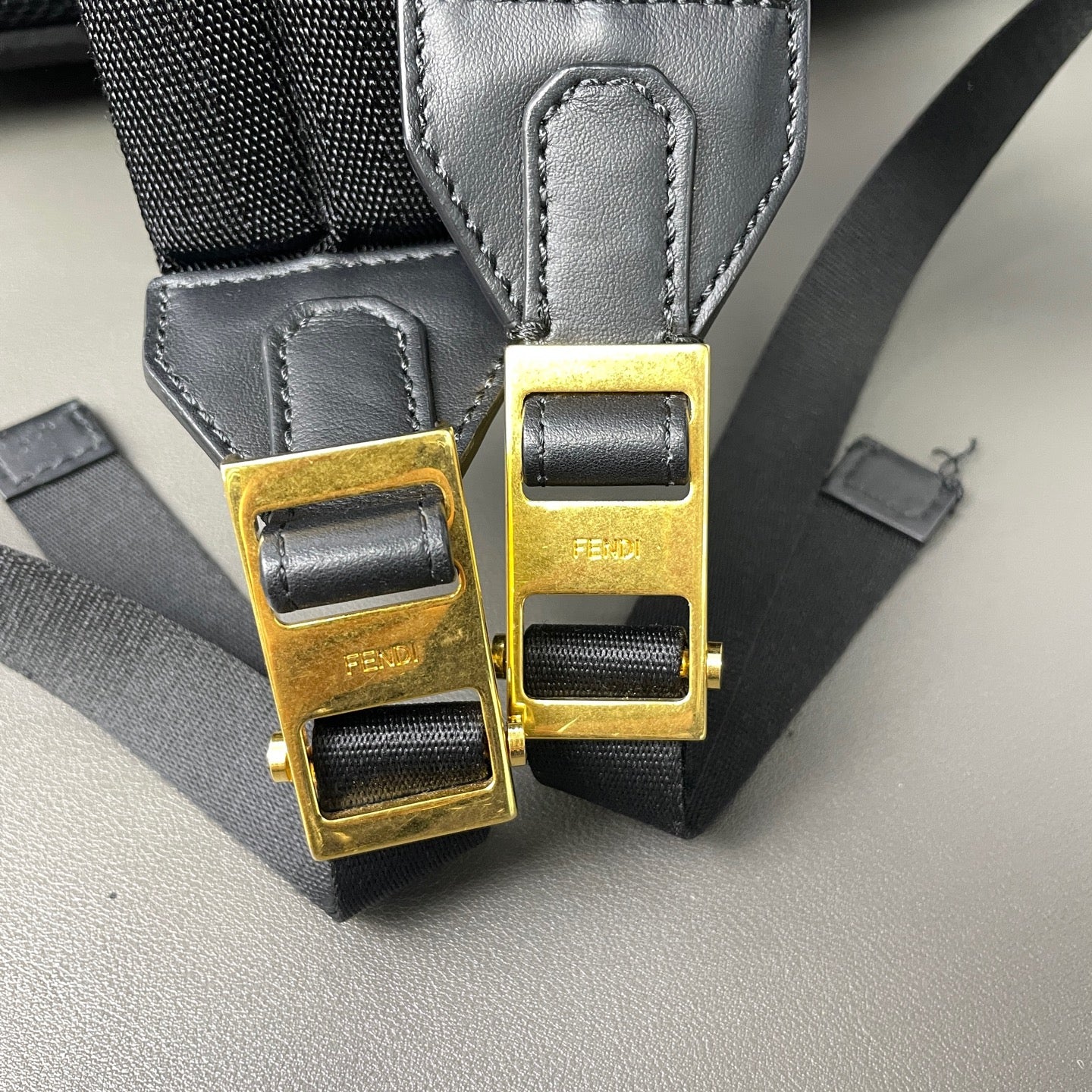 Fendi - Other - Leather - Black - (large)