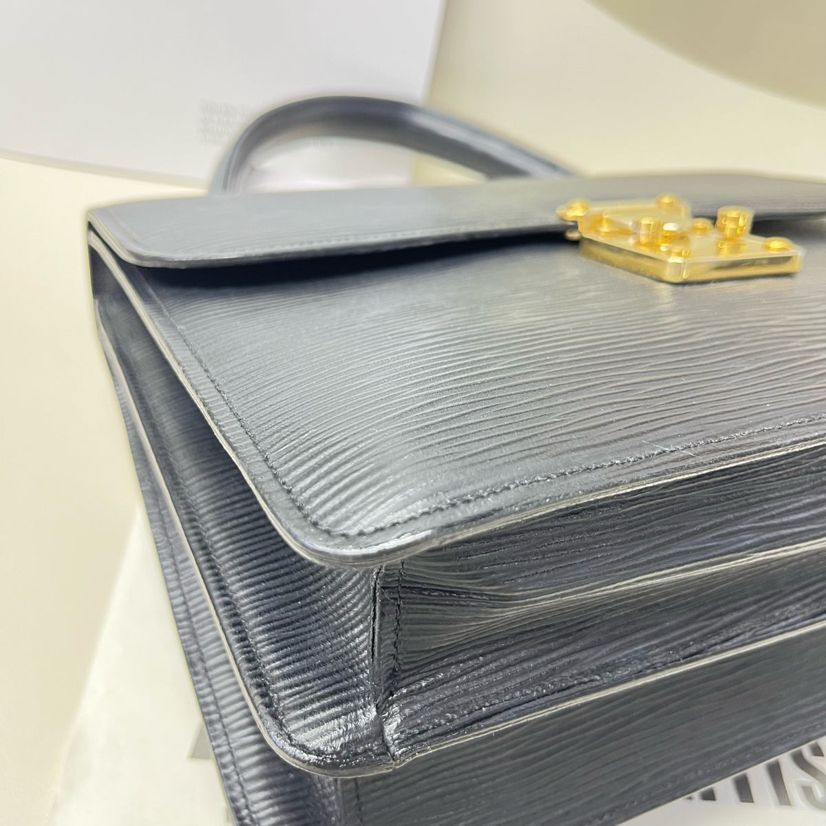 Fendi - Other - Leather - Black - (medium)
