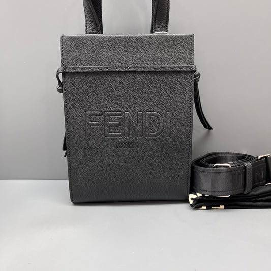 Fendi - Other - Leather - Black - (mini)