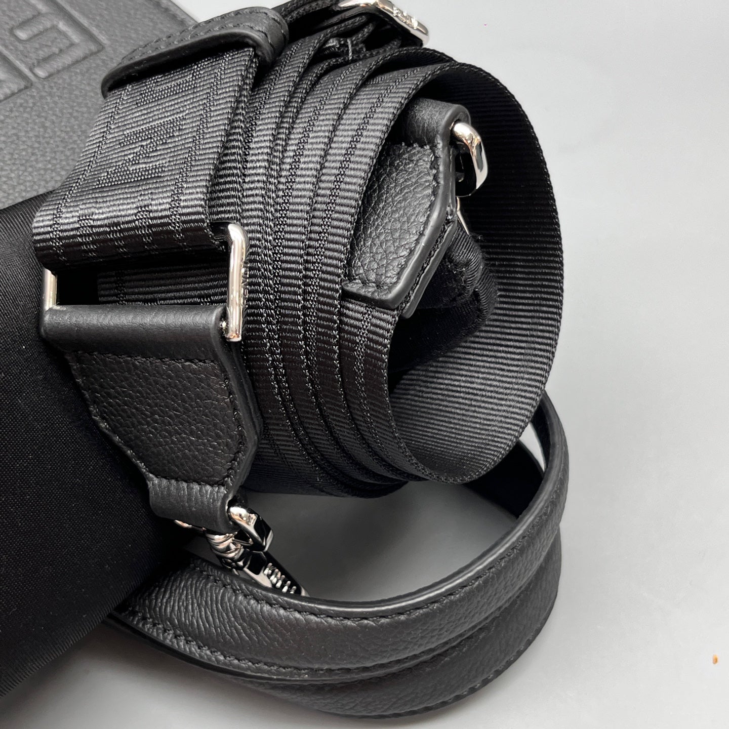 Fendi - Other - Leather - Black - (mini)