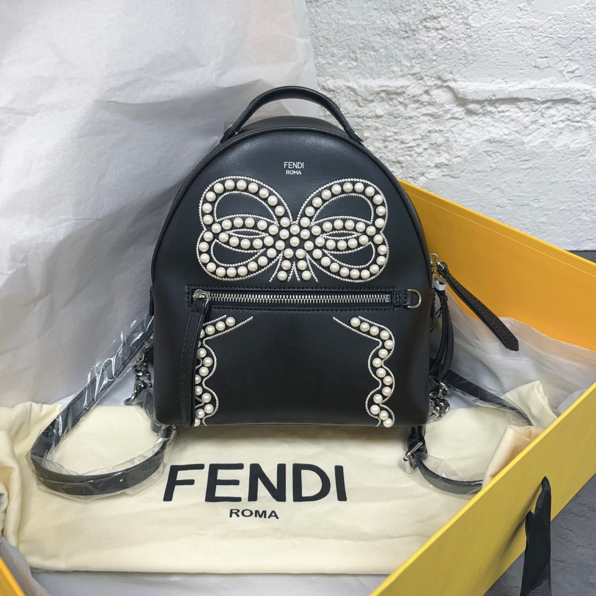 Fendi - Other - Leather - Black - (small)