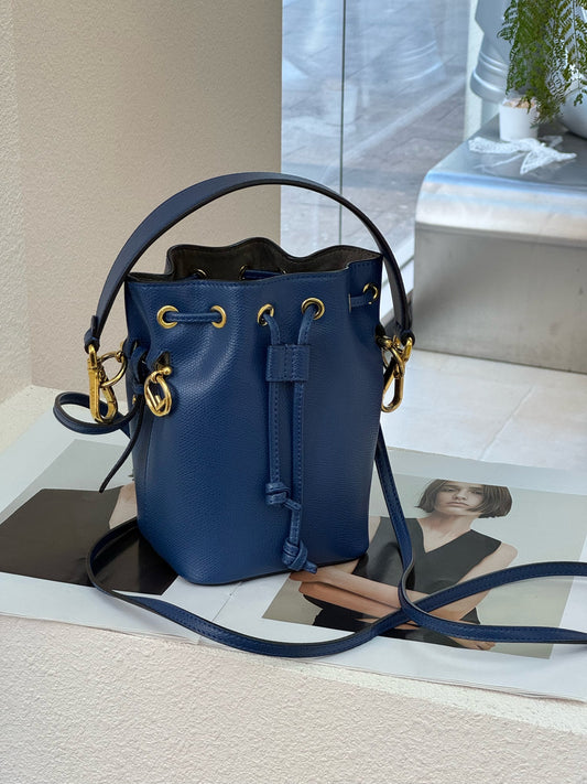 Fendi - Other - Leather - Blue