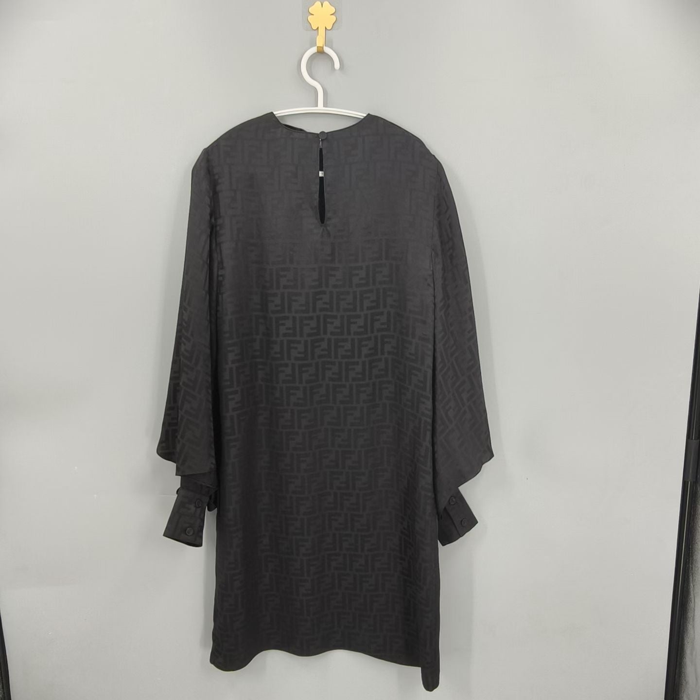 Fendi - Other - Silk - Black - (36)