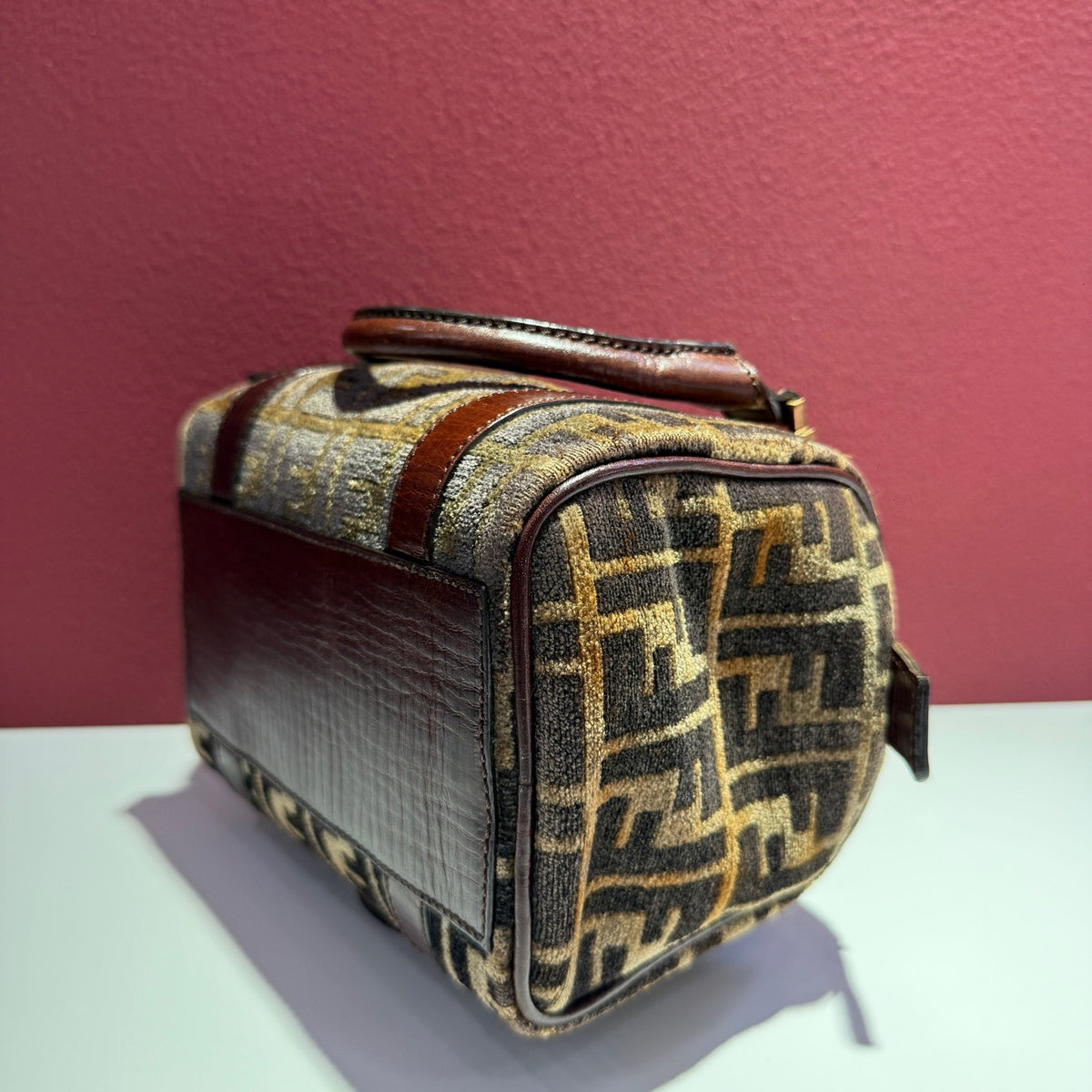 Fendi - Other - Velvet - Brown - (mini)
