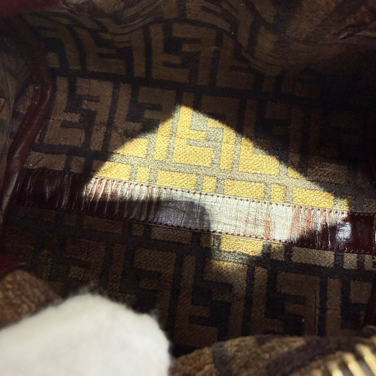 Fendi - Other - Velvet - Brown - (mini)