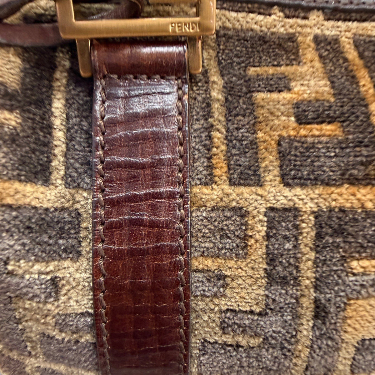 Fendi - Other - Velvet - Brown - (mini)