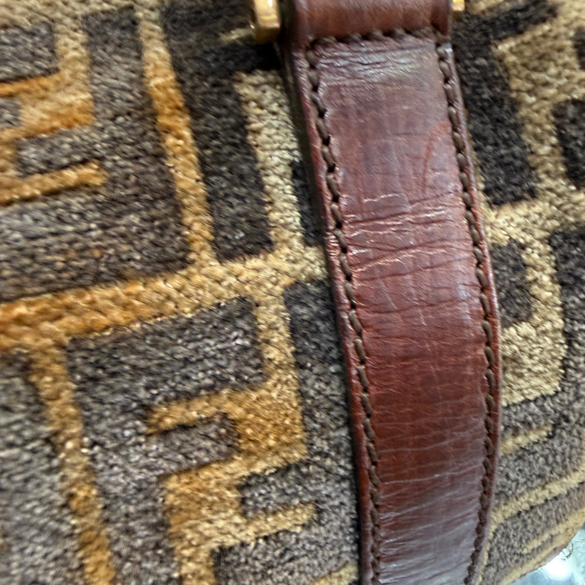 Fendi - Other - Velvet - Brown - (mini)