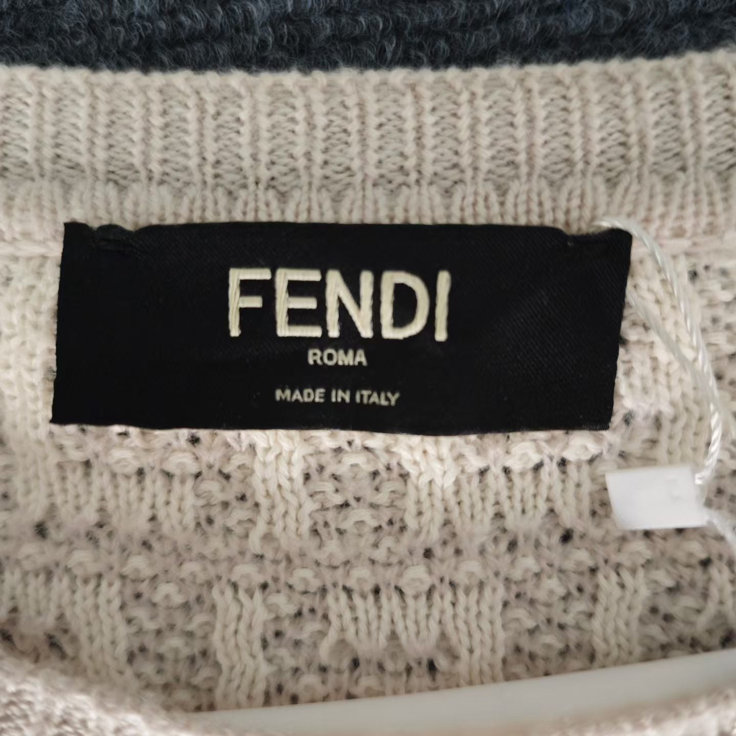Fendi - Other - Wool - Beige - (46)