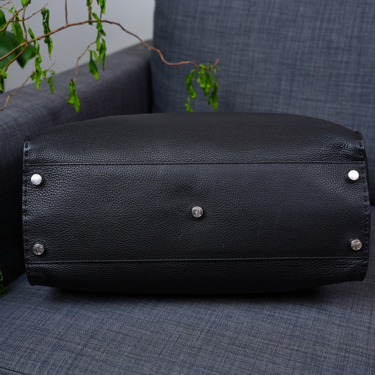Fendi - Peekaboo - Calfskin - Black - (large)