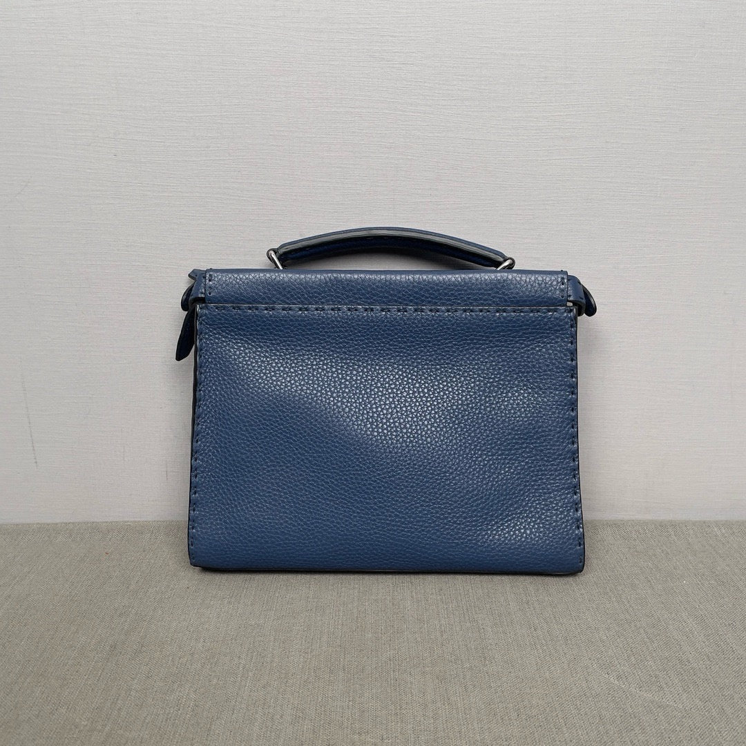 Fendi - Peekaboo - Calfskin - Blue - (medium)