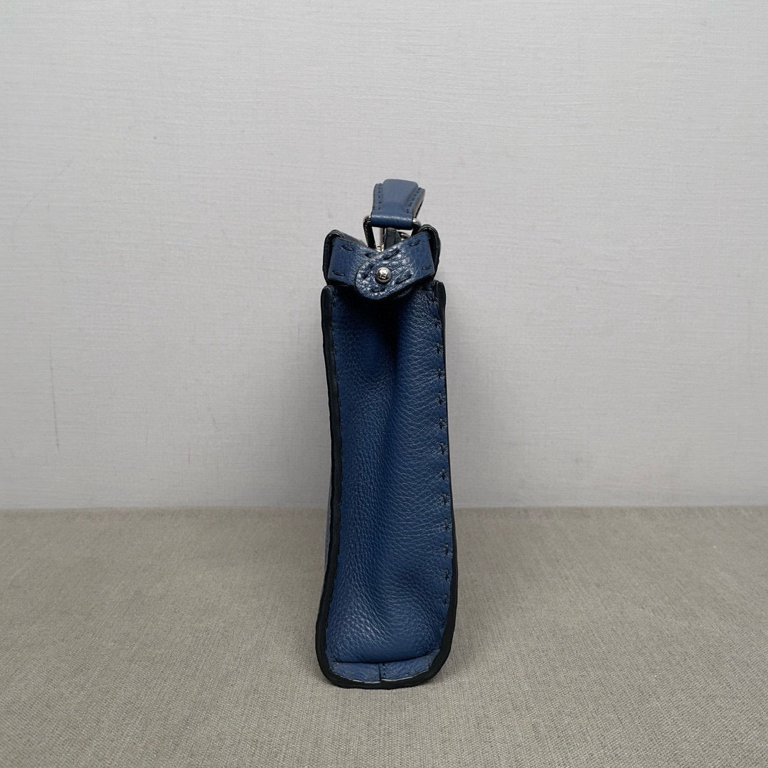 Fendi - Peekaboo - Calfskin - Blue - (medium)