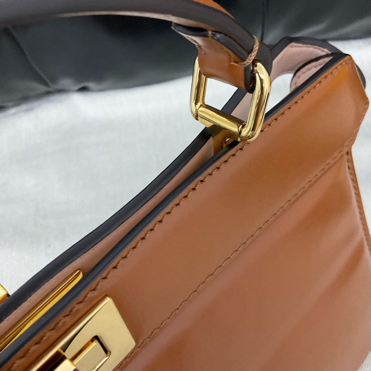 Fendi - Peekaboo ISeeU - Leather - Camel