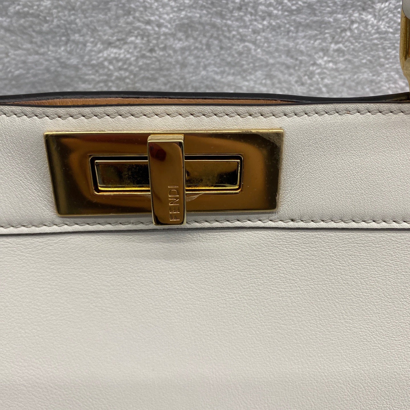 Fendi - Peekaboo ISeeU - Leather - White - (medium)
