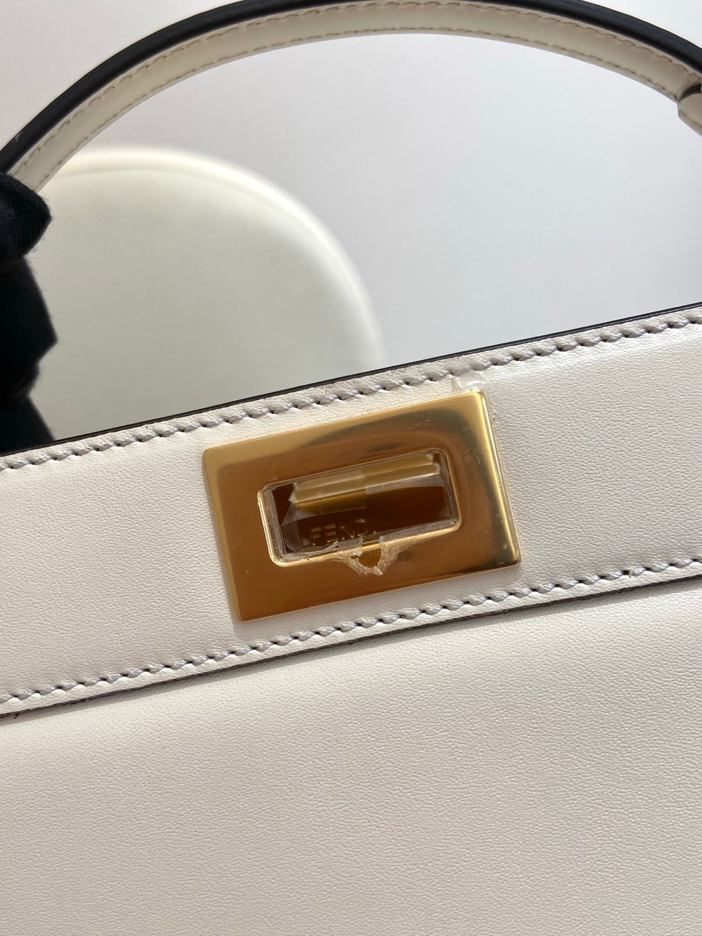 Fendi - Peekaboo Iseeu - Leather - White - (mini)