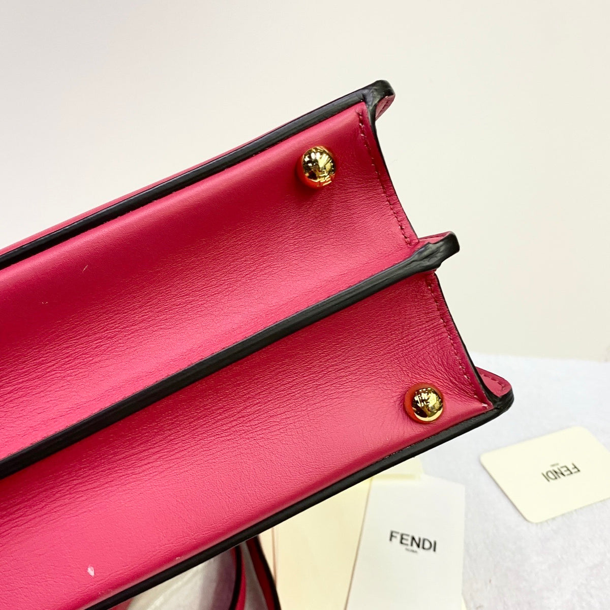 Fendi - Peekaboo ISeeU Small - Leather - Pink - (Small)