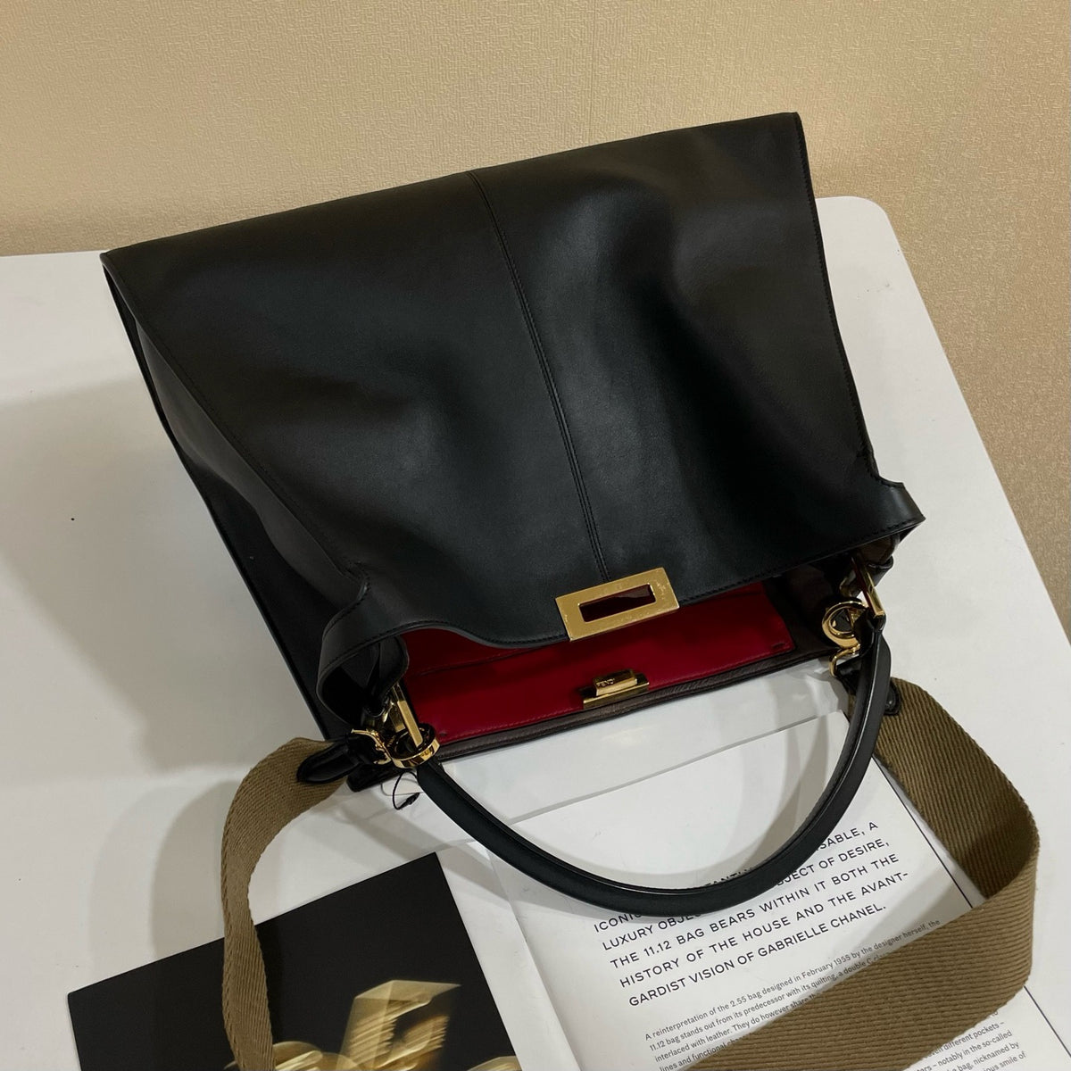 Fendi - Peekaboo Large - Leather - Black - (large)