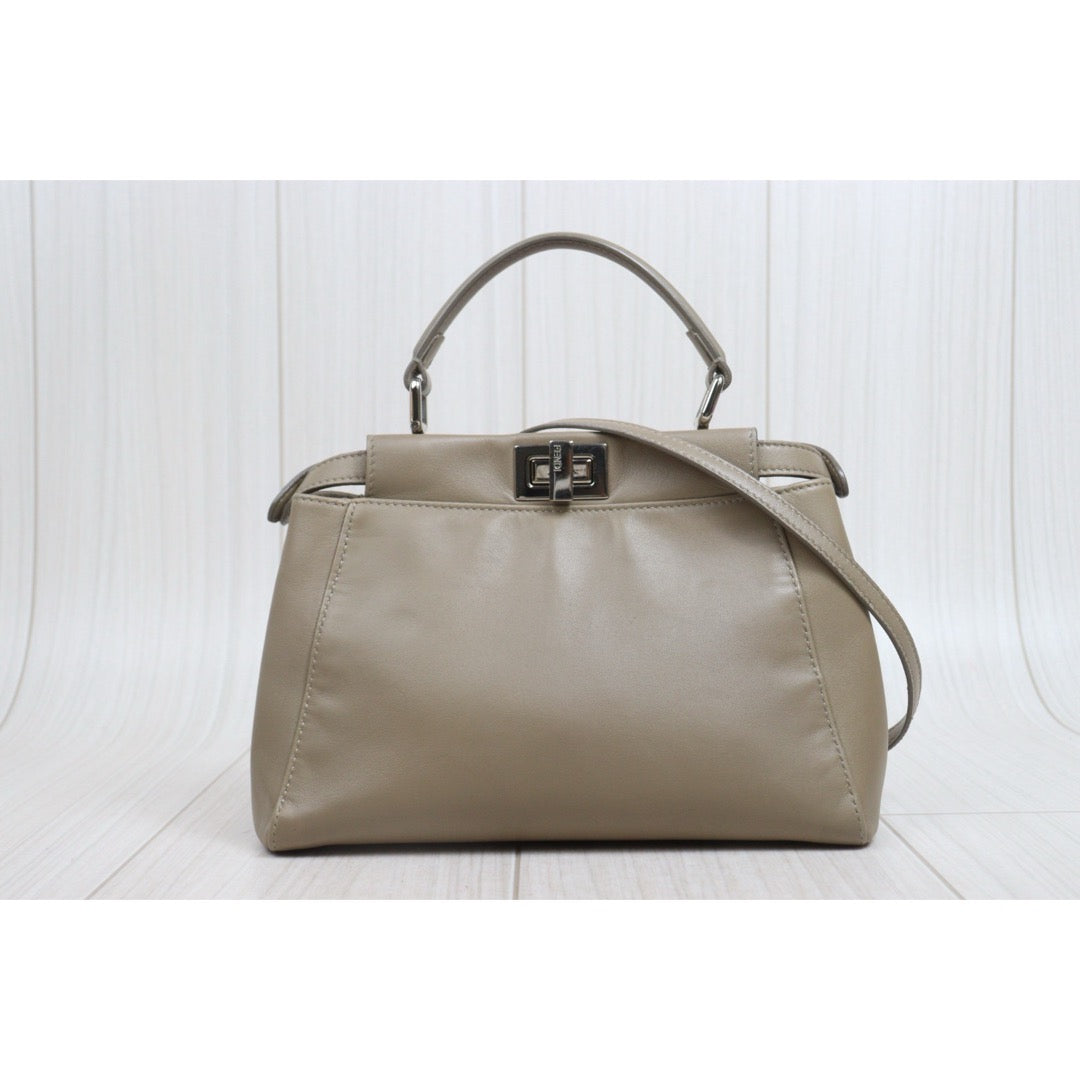 Fendi - Peekaboo - Leather - Beige