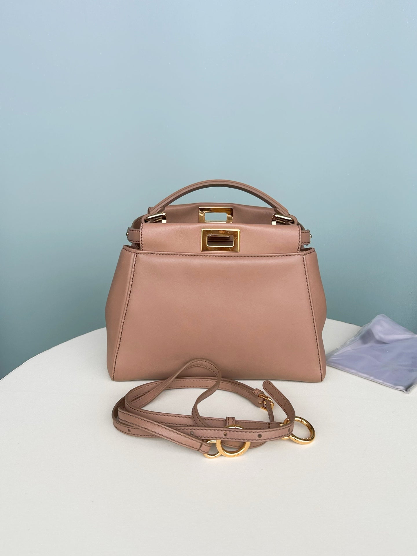 Fendi - Peekaboo - Leather - Beige - (mini)