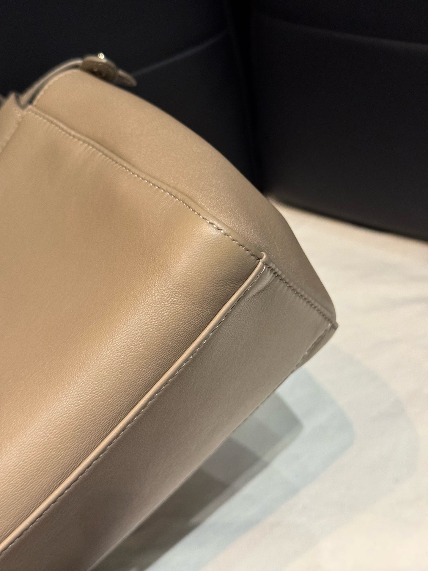 Fendi - Peekaboo - Leather - Beige - (mini)