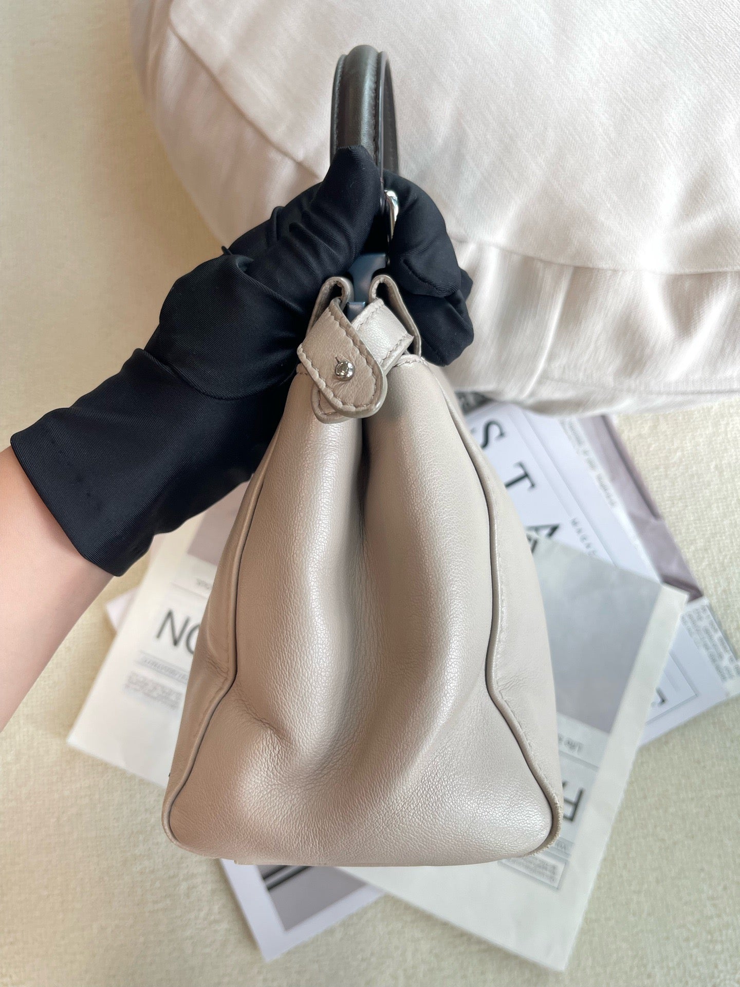 Fendi - Peekaboo - Leather - Beige - (small)