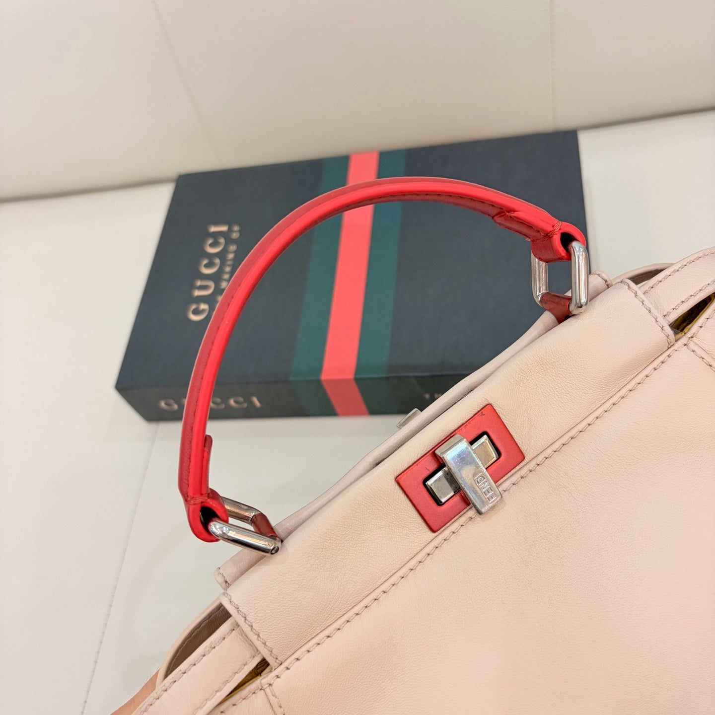 Fendi - Peekaboo - Leather - Beige - (small)