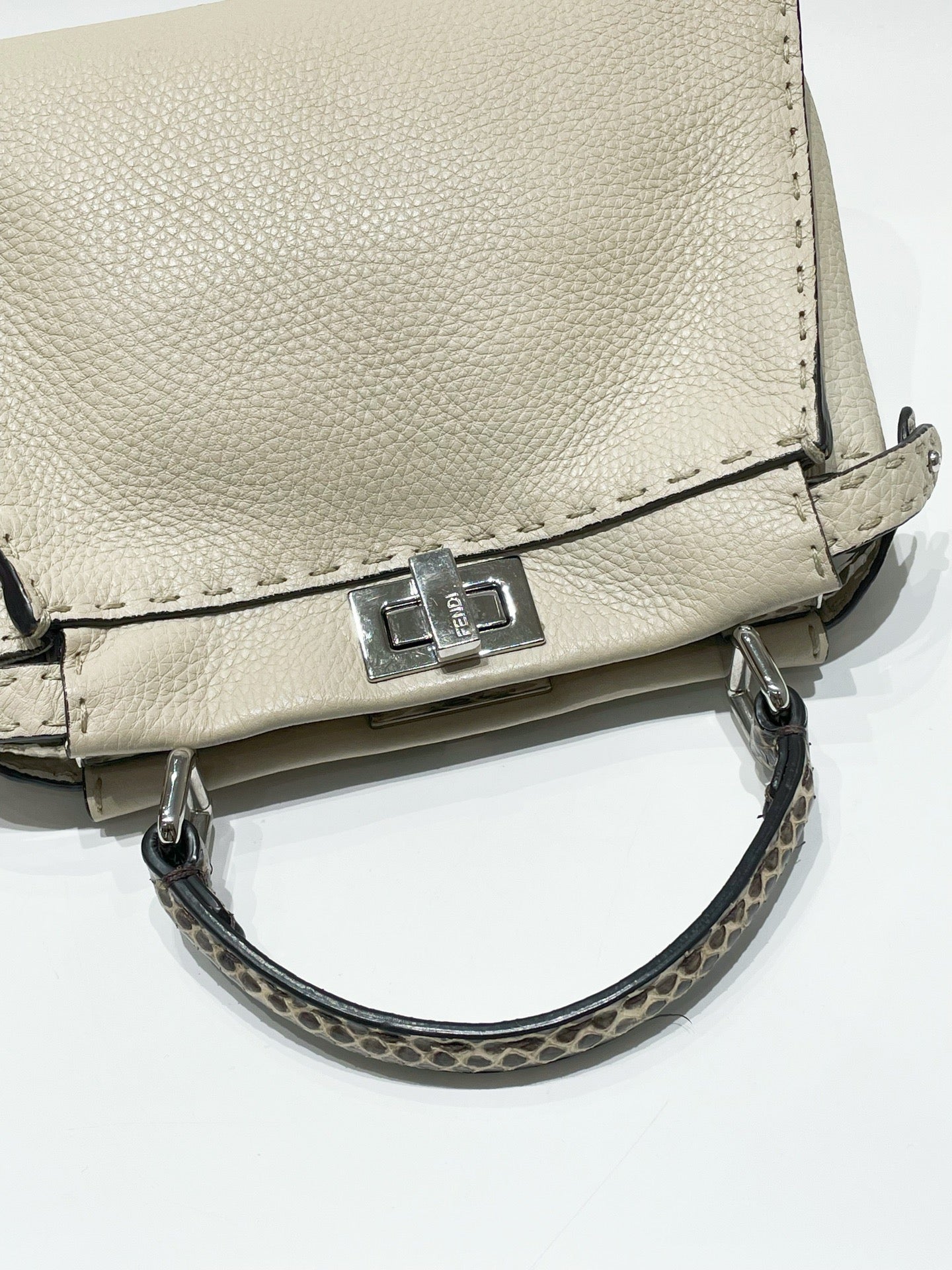 Fendi - Peekaboo - Leather - Beige - (small)